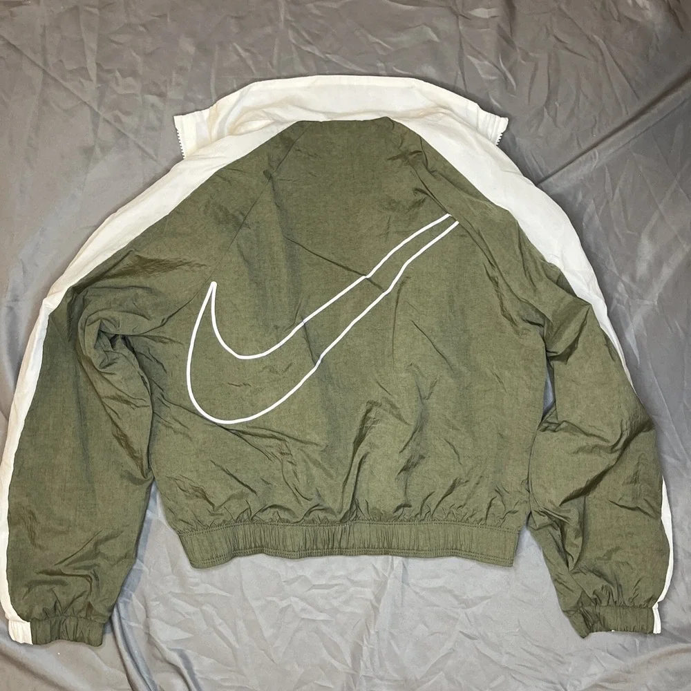 Nike kids sportswear